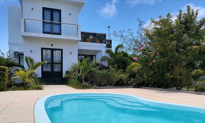Calodyne Villa | Homerez - Villa a 500 m de la playa para 6 pers. con piscina en Calodyne
