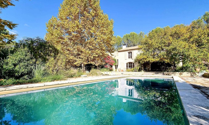 Lambesc Villa | Homerez - Villa en Lambesc con piscina y spa