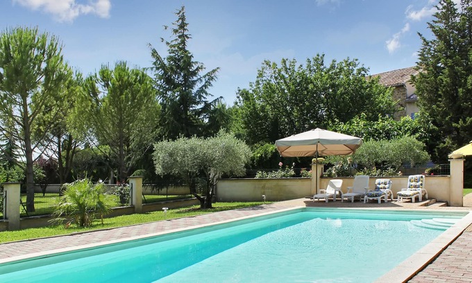 Althen-des-Paluds Villa | Homerez - Grande villa para 10 pers. con piscina y terraza en Althen-des-Paluds