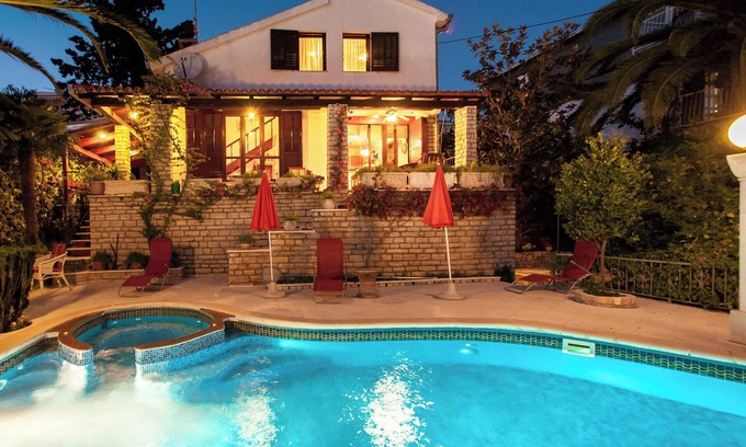 Seget Vranjica Villa | Homerez - Villa en Seget Vranjica