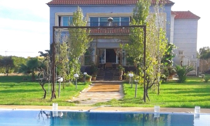 Laghnimyene Villa | Homerez - Villa en Laghnimyene