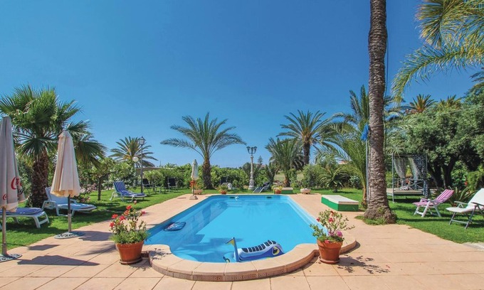 La Marina Villa | Homerez - Villa con piscina en Alicante