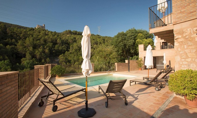 Orpi Apartamento | Homerez - Apartamento acogedor en Orpí con piscina