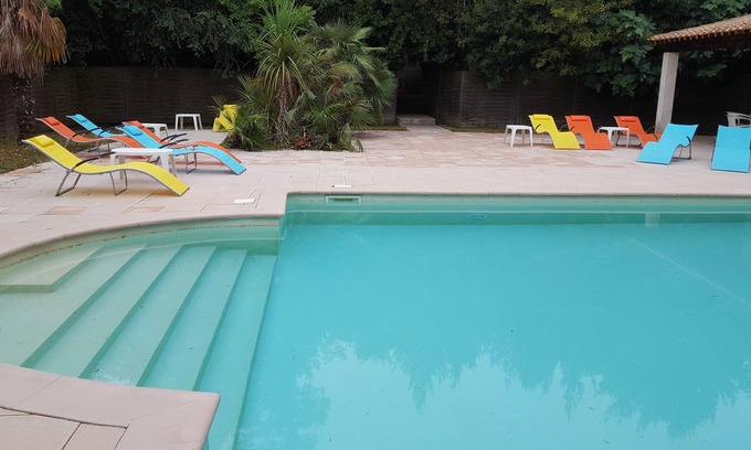 Saint-Pierre-des-Champs Casa | Homerez - Welcoming House in Lagrasse with Shared Pool