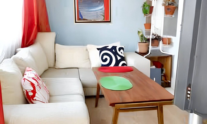 Galata Casa | Homerez - Casa acogedora en Varna con vista al mar