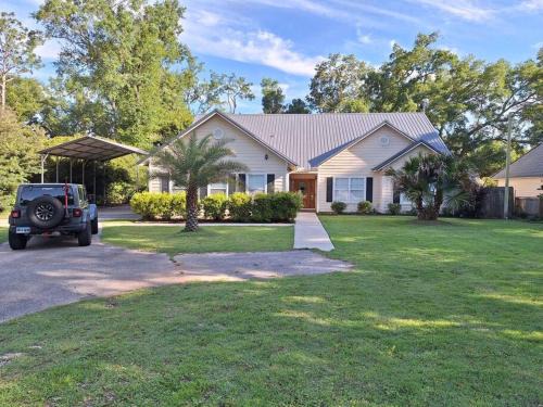 Foley Casa | Homerun Hideaway! Beach,OWA,Sports,Shopping