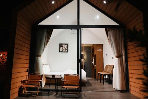 Binh Phu Casa | Homestay Biển Tôm Ốc