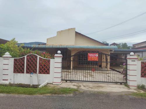 Kampung Padang Luas Casa | Homestay Che Mas