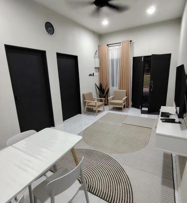 Kampung Keladi Casa | Homestay De'daun kulim mus'lim only