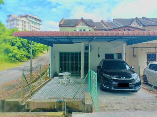 Lumut Casa | Homestay Hill View Lumut