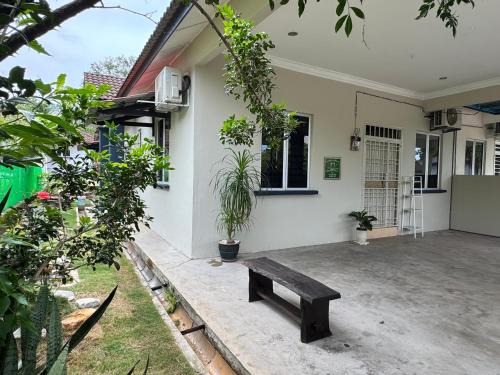 Kampung Bakau Tinggi Casa | Homestay Kemaman - Berado D Kemuning