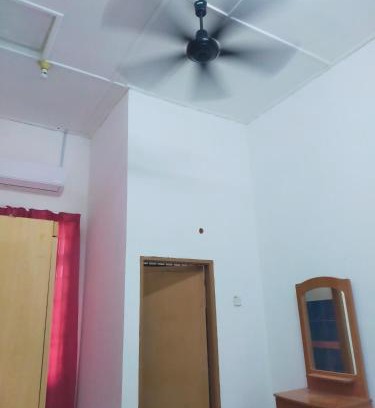 Peringat Casa | Homestay Padang Kala