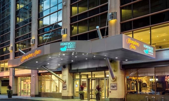 Streeterville Hotel | Homewood Suites by Hilton Chicago Downtown/Magnificent Mile