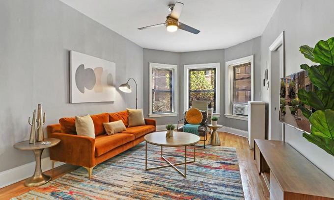 Lake View East Apartamento | Homey 2BR Unit in Boystown, Steps from Everything - Stratford 2N 3N rep