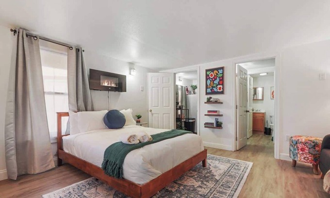 Downtown Sacramento Apartamento | Homey Downstairs Studio Near Downtown and the River