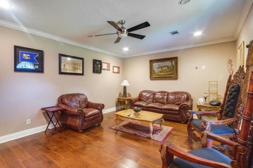 Greenwood Casa | Homey Greenwood Getaway with Patio and Backyard