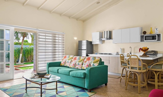 Palm Beach Apartamento | Homey Spacious 2-bedroom apartment -5 min drive to Eagle Beach & Palm Beach