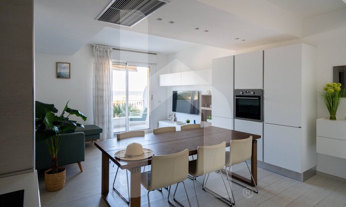 Roseto degli Abruzzi Apartamento | Homiday - OLYMPUS Seafront Luxury