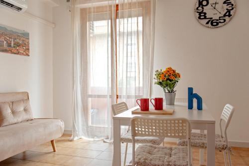 Pisa Apartamento | Homiday- Ospedale Aeroporto- Aria Condizionata e Parcheggio Gratuito