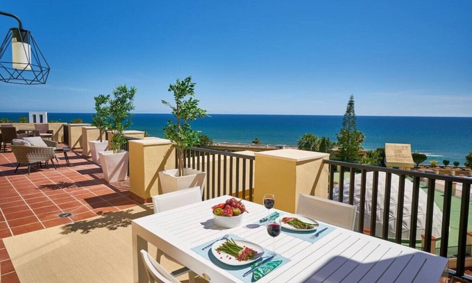 Nikki Beach Apartamento | Lo mejor terraza de Romana Playa 100m2 sol y vistas de mar panoramicas
