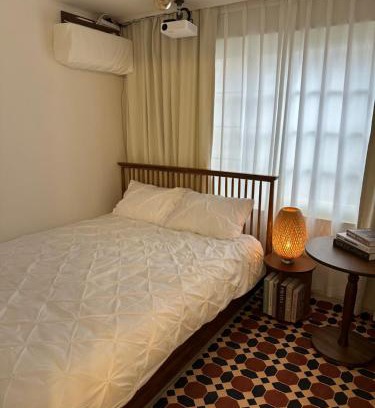 Seogyo-dong Cama Y Desayuno | Hongdae House- 3mins to Hongdae Station