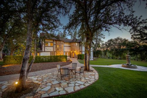 Columbia Casa | Hope Inn Redding