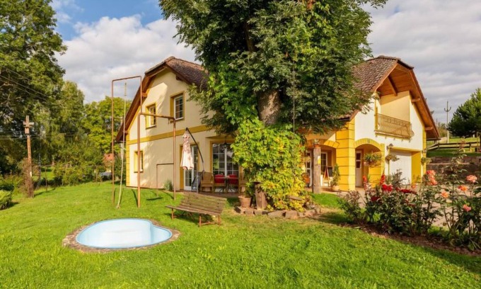 Dolni Kalna Apartamento | Apartamento Horakova (HTN110) en Hostinne - 6 personas, 2 dormitorios