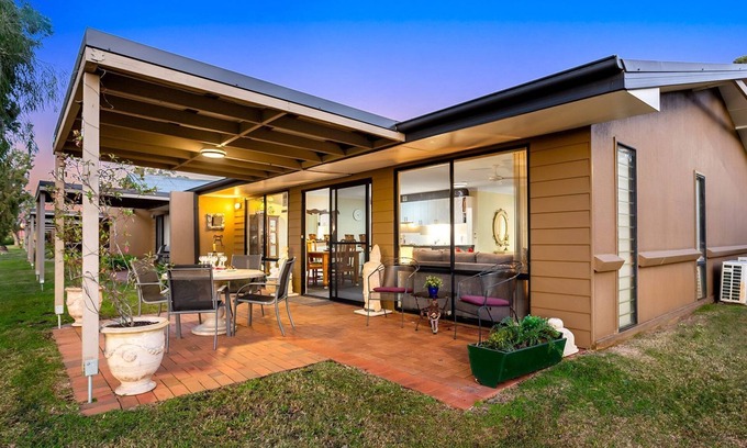 Salamander Bay Villa | Horizons Escape, Villa 136