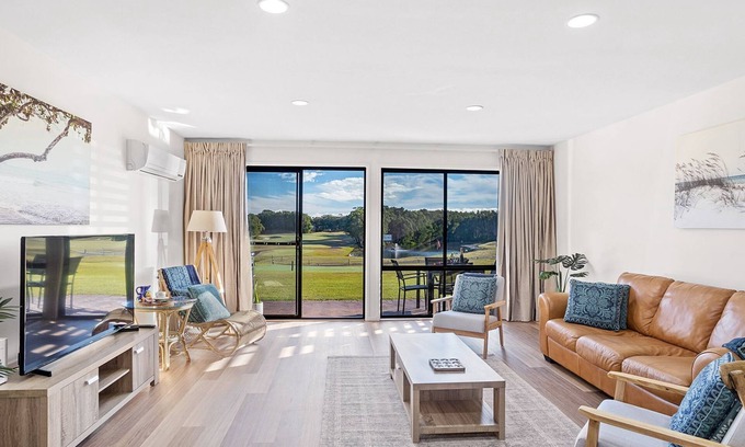 Salamander Bay Casa | Horizons Fairway Views Townhouse 108 - Golfers Getaway - stay right on the championship course!