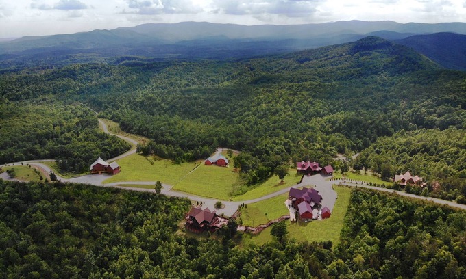 Dobson Cabina | 5 cabañas grandes para grandes eventos, retiros corporativos o reuniones familiares