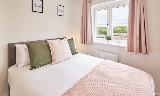 Scarborough Casa | Host & Stay | Cayton Bay Cottage