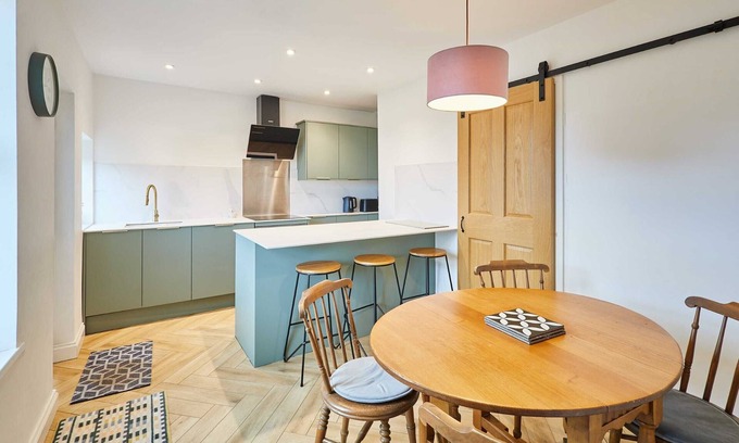 Wooler Casa | Host & Stay | Cheviot Street