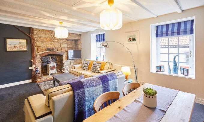 Staithes Casa | Host & Stay - Dotty's Coastal Retreat