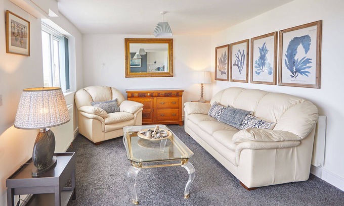 Hinderwell Casa | Host & Stay | Ammonite Cottage