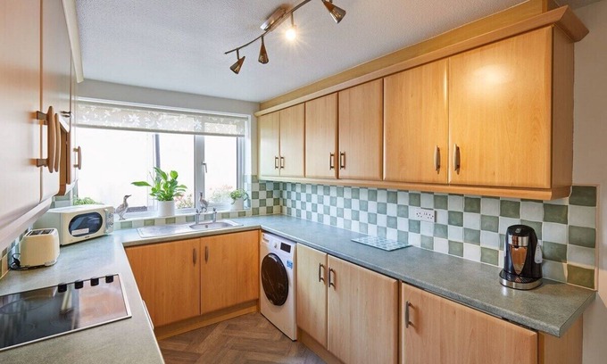 Loftus Casa | Host & Stay | Glenfield Terrace