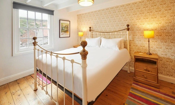 Staithes Casa | Host & Stay | Hampdon Cottage