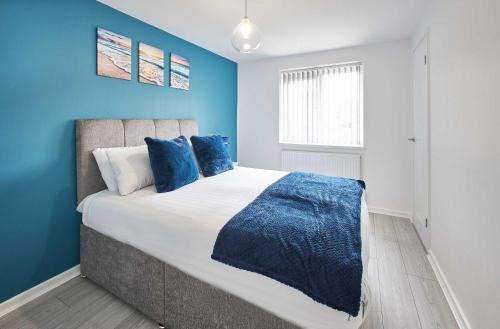 South Shields Casa | Host & Stay - Marsden Beach House