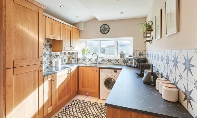 Aldbrough St. John Casa | Host & Stay | Rose Cottage