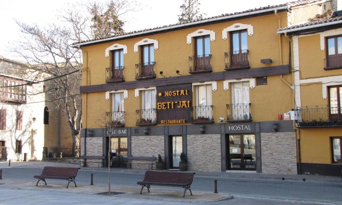 Aoiz Casa | Hostal Beti-jai