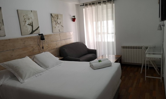 La Coruna Casa | Hostal Carbonara