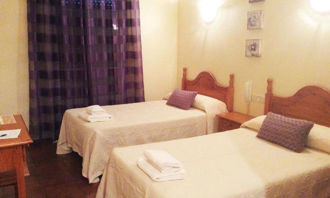 Valverde de Leganes Casa | Hostal El Chiringuito