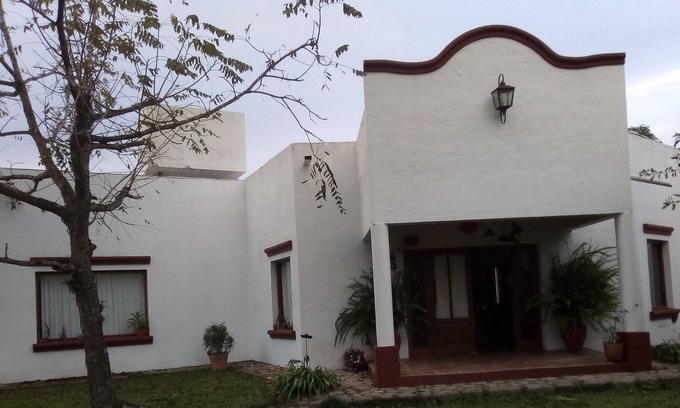 Villa San Lorenzo Cama Y Desayuno | Hostal El Ensueño del Coquena