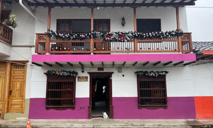 Jardin Casa | Hostal Famihotel Fundadores