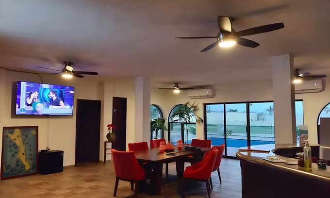 Chula Vista Hotel | Hostal Hab 8, Campo de Golf, En Zona de Hotelería, Alberca, Barra y Playa