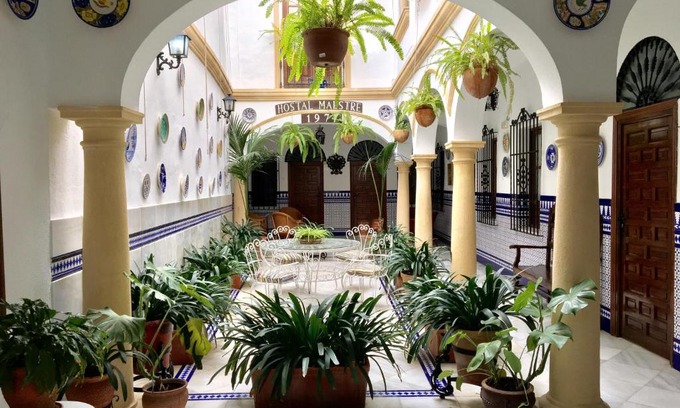 San Francisco-Ribera Casa | Hostal Maestre