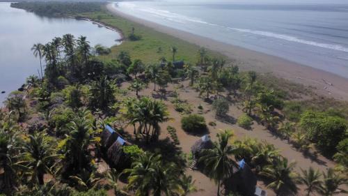 Isla Canas Otro | Hostal Mardore beach