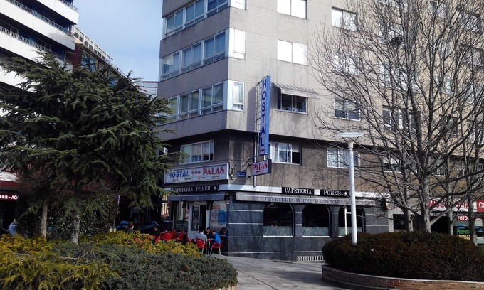 La Coruna Casa | Hostal Palas