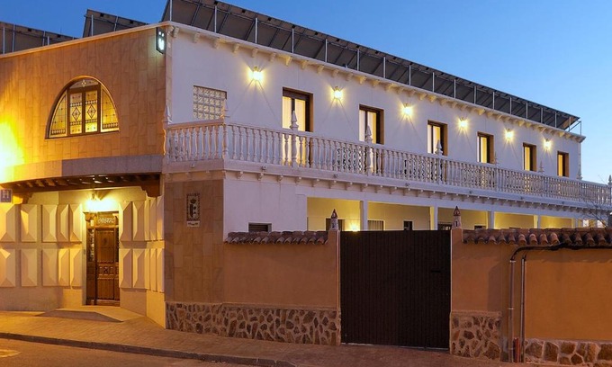 Layos Casa | Hostal Rural El Tejar