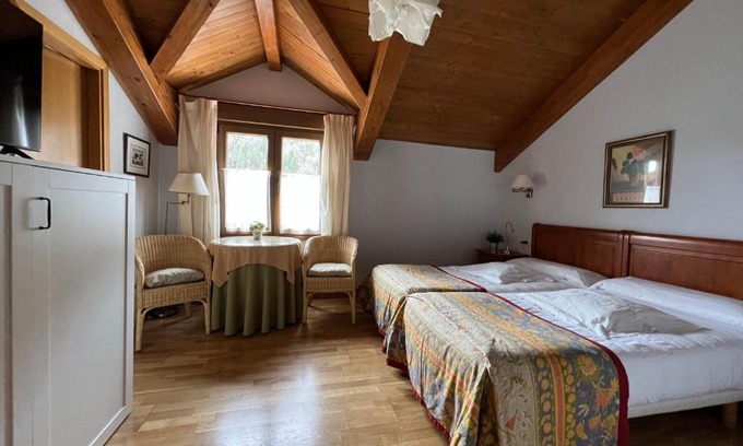 Oronz Casa | Hostal Rural Salazar