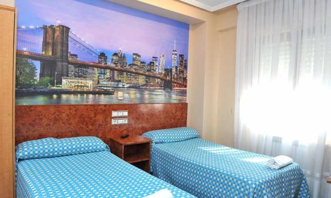 Azagra Casa | Hostal Venecia